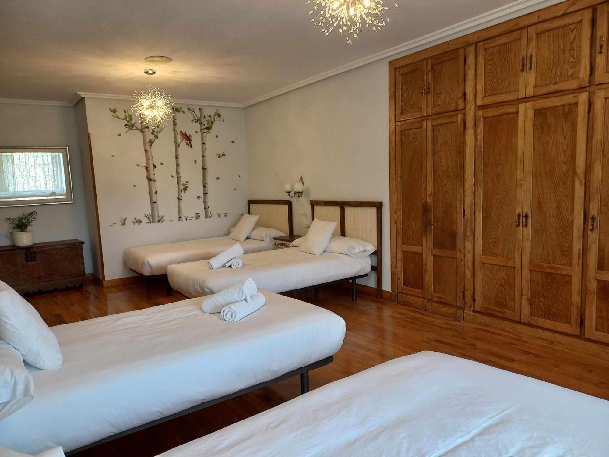 Casa Albaitar Con Piscina Y Sala De Juegos Azcona Εξωτερικό φωτογραφία